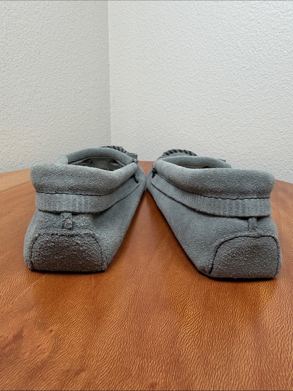 Minnetonka Gray Suede Leather Moccasins Size 7 NEW - Picture 6 of 11